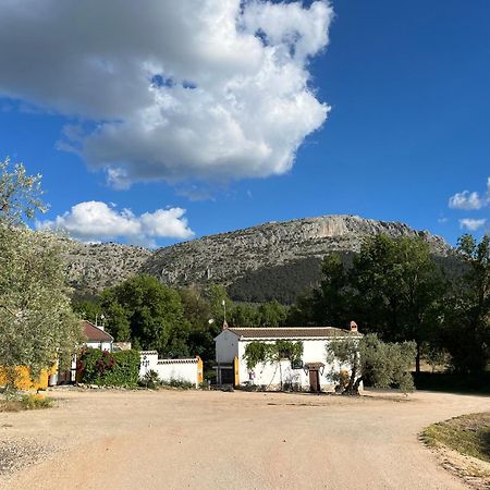 El Patio Del Molino - Hostal Rural Villanueva del Trabuco Exterior photo